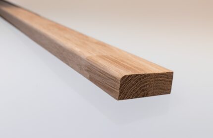 PLINTA STEJAR 1000X50X18MM